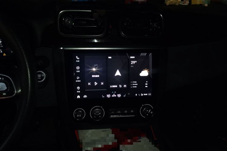 Used Lynk & Co 03 2019 1.5TD DCT JingPro Edition China VI Standard Audio And AC Panel
