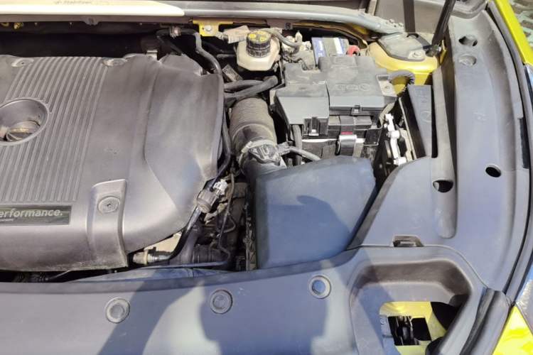 Used Lynk & Co 03 2019 03+ 2.0TD Automatic Performance Package Version Engine Bay Left