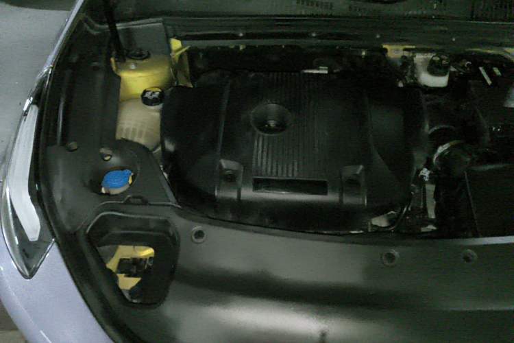 Used Lynk & Co 03 2019 03+ 2.0TD Automatic Wind-Chasing Edition Engine Bay Right
