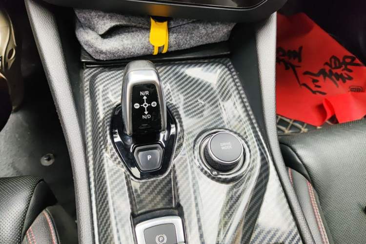 Used Lynk & Co 03 2019 2.0TD Automatic Jing Pro Edition Gear Lever