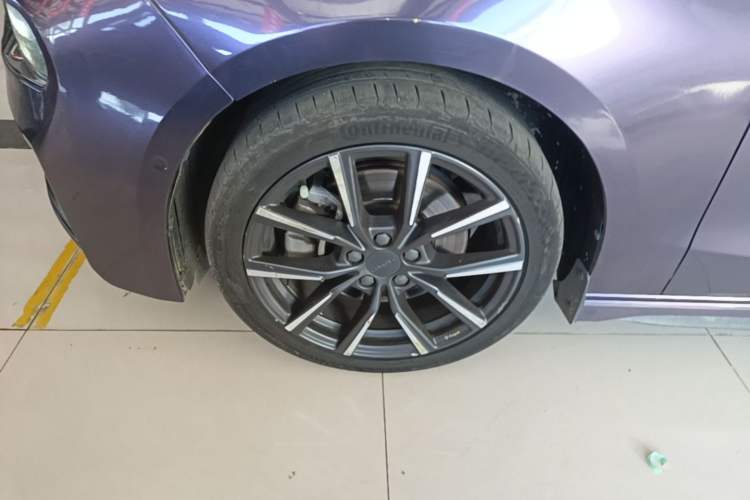 Used Lynk & Co 03 2019 03+ 2.0TD Automatic Wind-Chasing Edition Left Front Wheel Hub