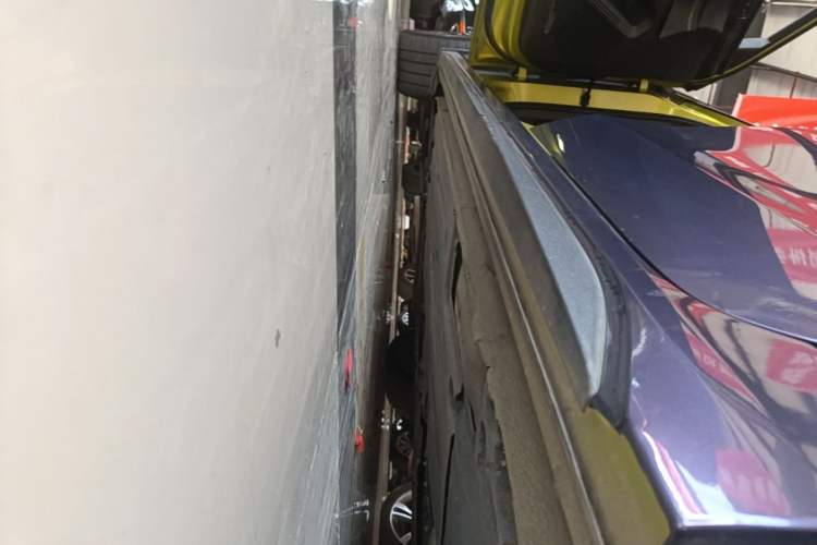 Used Lynk & Co 03 2019 03+ 2.0TD Automatic Wind-Chasing Edition Left Side Sill