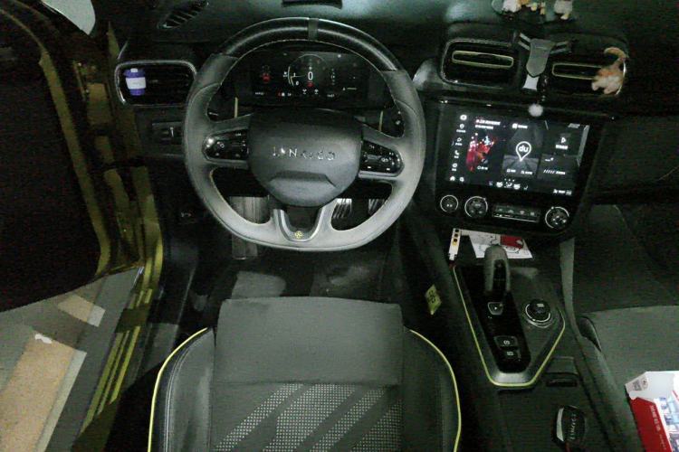Used Lynk & Co 03 2019 03+ 2.0TD Automatic Wind-Chasing Edition Steering Wheel