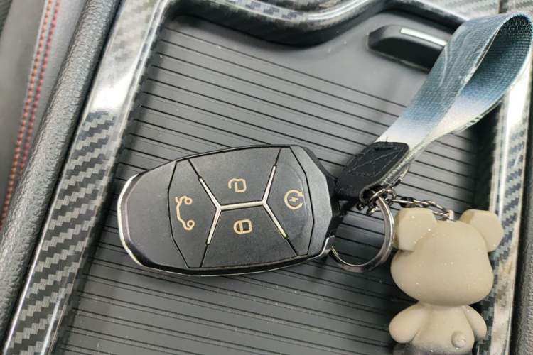 Used Lynk & Co 03 2019 2.0TD Automatic Jing Pro Edition Vehicle Key