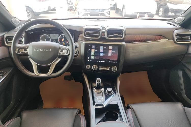 Used Lynk & Co 03 2019 1.5TD DCT JingPro Edition China VI Standard Center Console