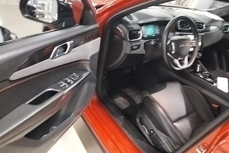 Used Lynk & Co 03 2019 2.0TD Automatic Trend Edition Driver Seat