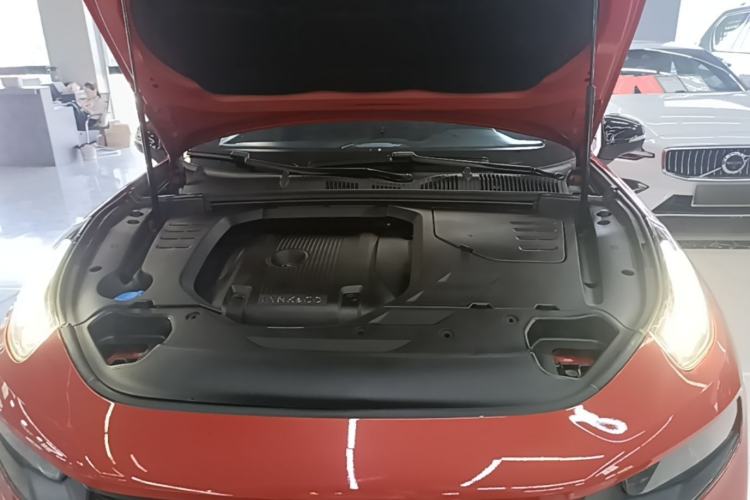 Used Lynk & Co 03 2019 2.0TD Automatic Jing Pro Edition Engine Bay