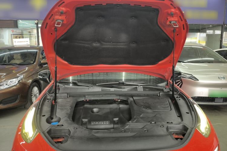 Used Lynk & Co 03 2019 2.0TD Automatic Trend Edition Engine Bay
