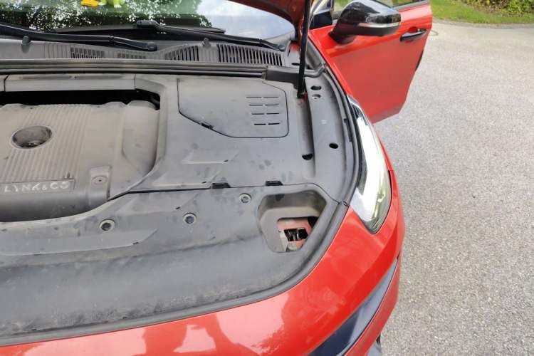 Used Lynk & Co 03 2019 2.0TD Automatic Jing Pro Edition Engine Bay Left