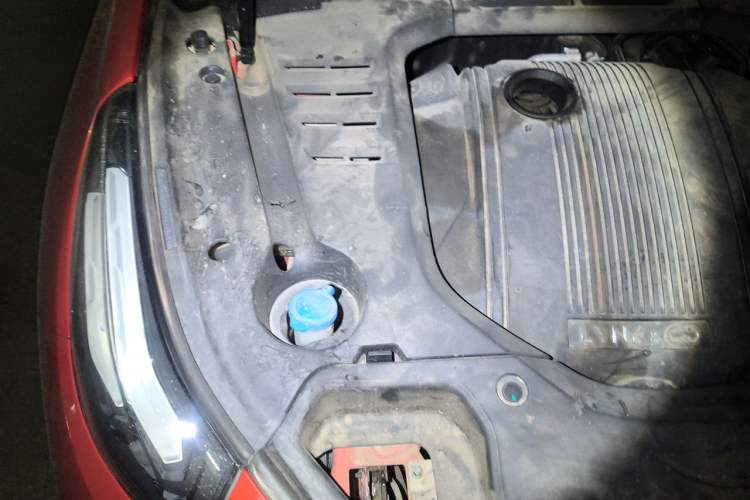Used Lynk & Co 03 2019 1.5TD DCT JingPro Edition China VI Standard Engine Bay Right