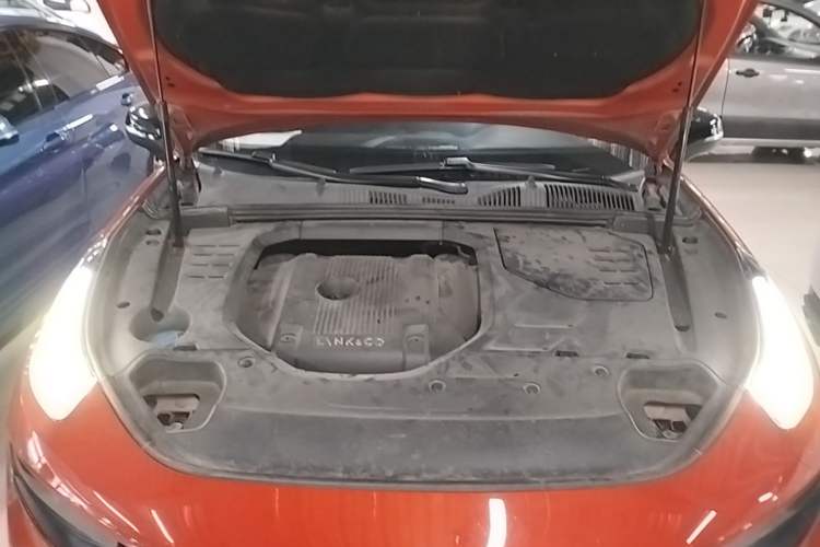 Used Lynk & Co 03 2019 2.0TD Automatic Trend Edition Engine Bay