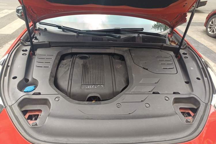 Used Lynk & Co 03 2019 1.5TD DCT JingPro Edition China VI Standard Engine Bay