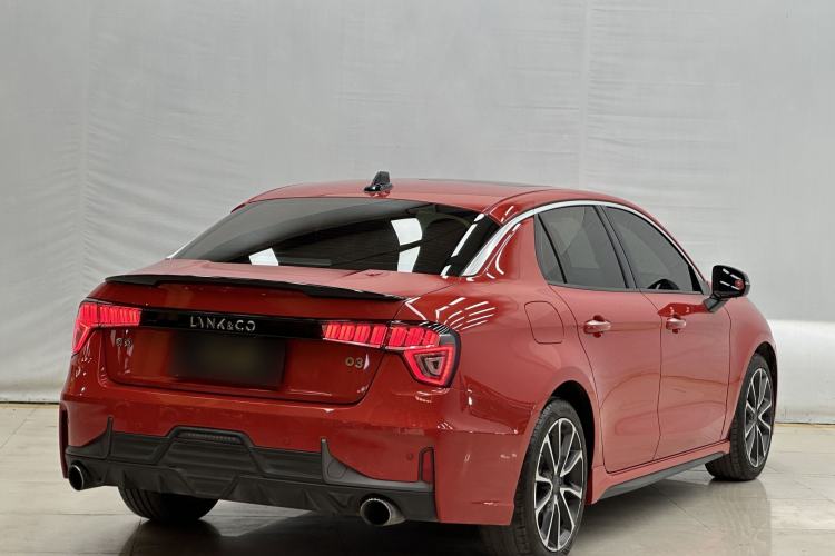 Used Lynk & Co 03 2019 2.0TD Automatic Trend Edition Exterior 5