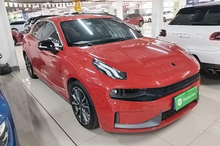 Used Lynk & Co 03 2019 2.0TD Automatic Trend Edition Front Right 45 Deg