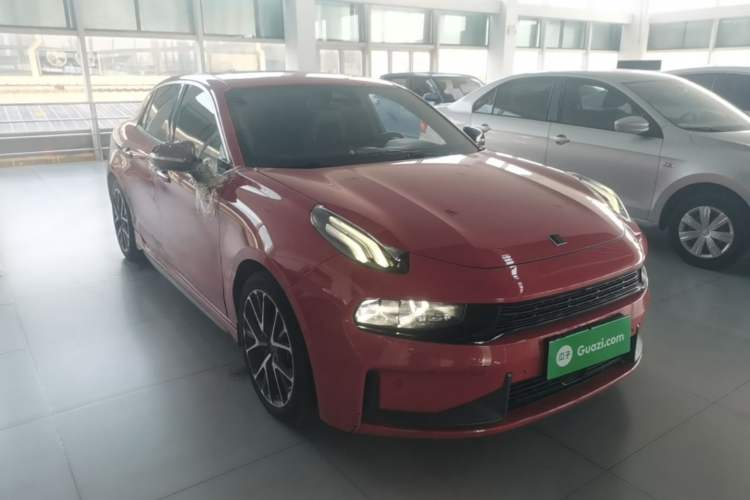 Used Lynk & Co 03 2019 1.5TD DCT JingPro Edition China VI Standard Front Right 45 Deg