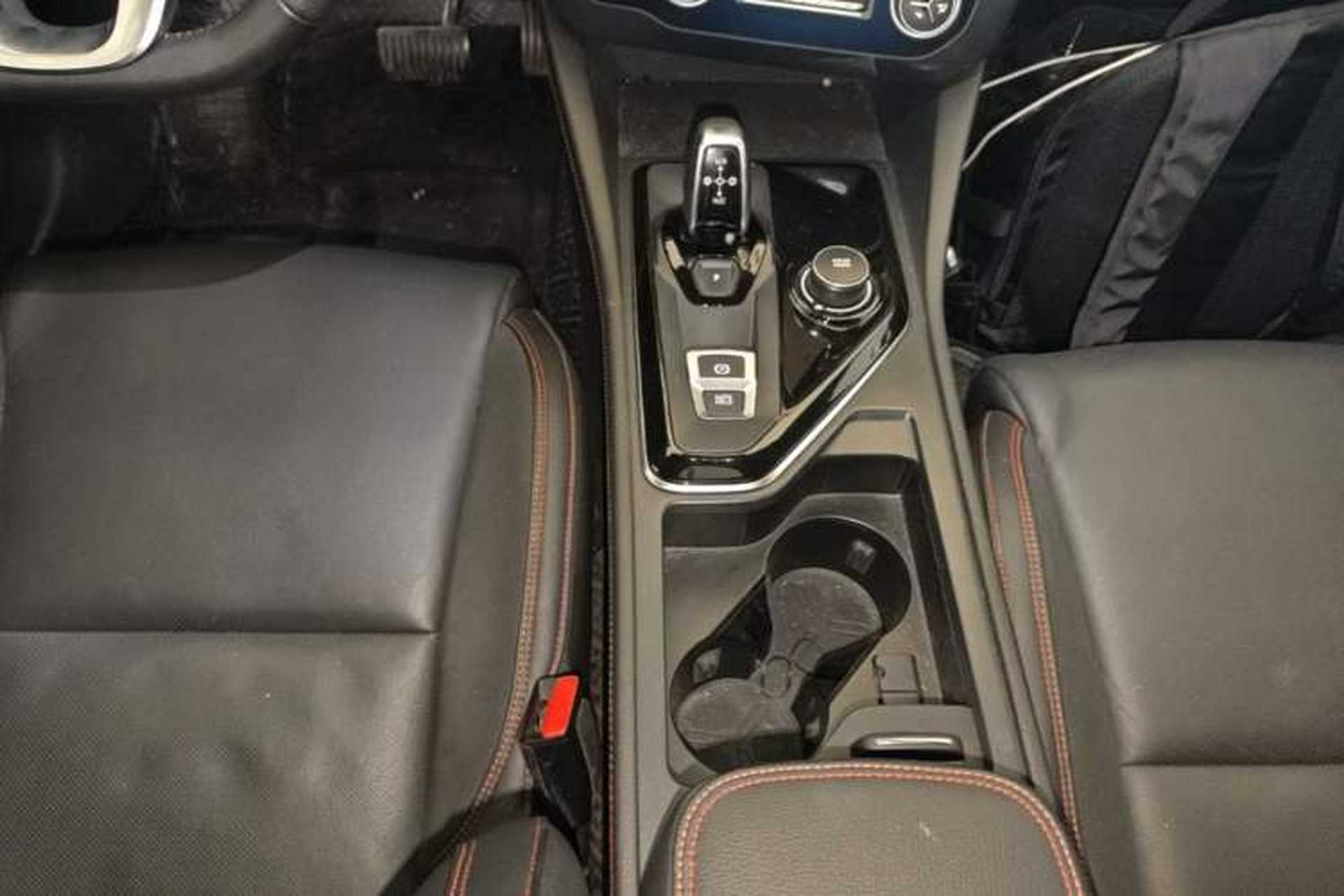 Used Lynk & Co 03 2019 2.0TD Automatic Jing Pro Edition Gear Lever