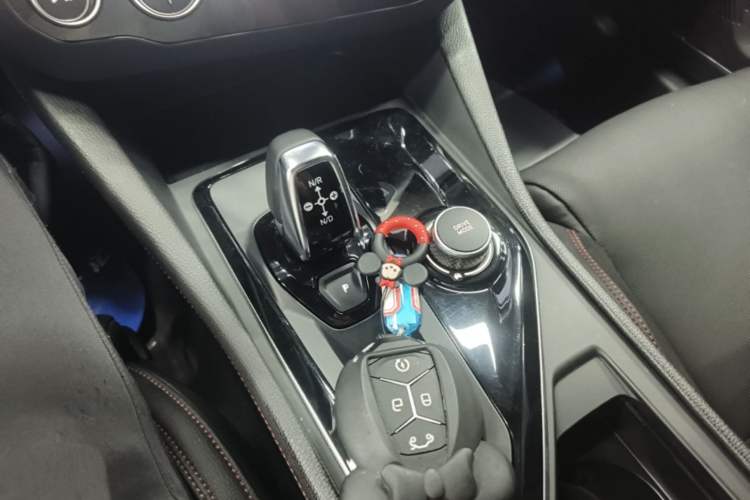 Used Lynk & Co 03 2019 1.5TD DCT Sport Edition China VI Standard Gear Lever