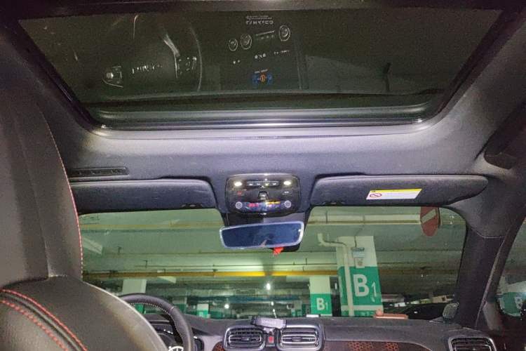 Used Lynk & Co 03 2019 1.5TD DCT JingPro Edition China VI Standard Headliner
