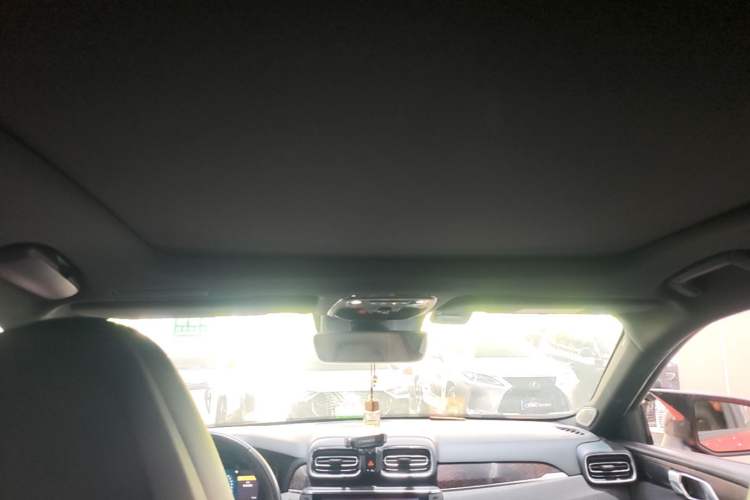 Used Lynk & Co 03 2019 1.5TD DCT JingPro Edition China VI Standard Headliner