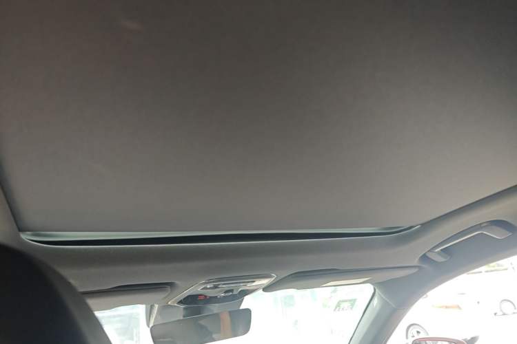 Used Lynk & Co 03 2019 1.5TD DCT JingPro Edition China VI Standard Headliner