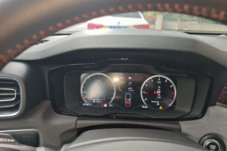 Used Lynk & Co 03 2019 1.5TD DCT JingPro Edition China VI Standard Instrument Cluster