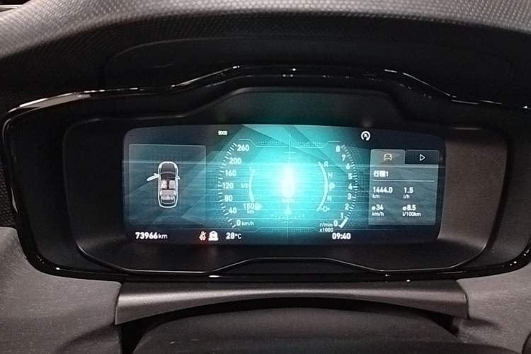 Used Lynk & Co 03 2019 2.0TD Automatic Trend Edition Instrument Cluster
