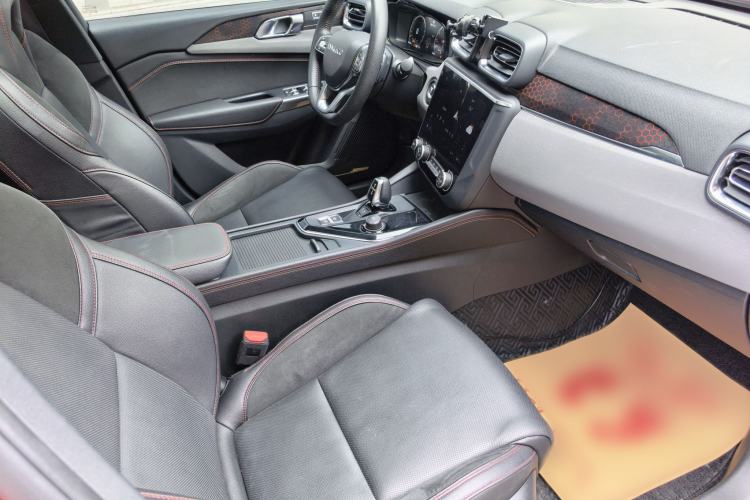 Used Lynk & Co 03 2019 2.0TD Automatic Jing Pro Edition Interior 4