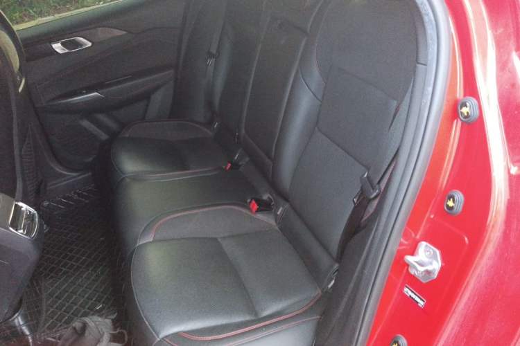 Used Lynk & Co 03 2019 1.5TD DCT JingPro Edition China VI Standard Left Rear Seat