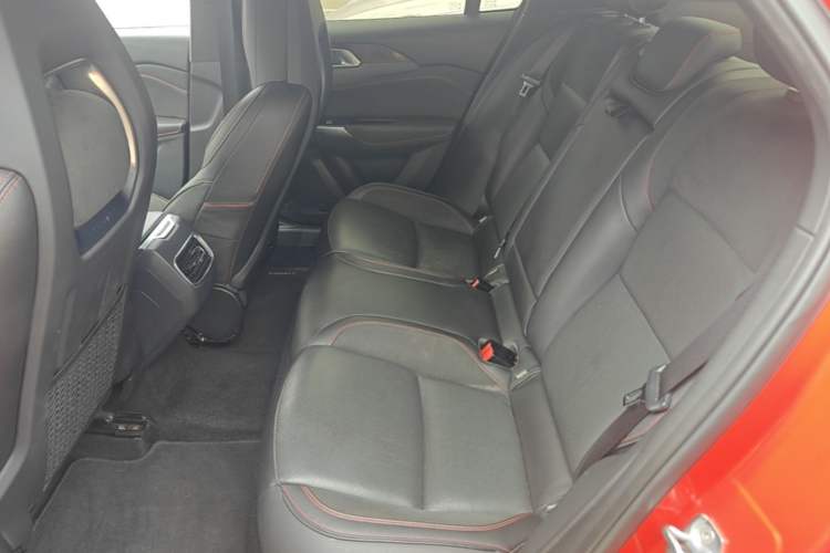 Used Lynk & Co 03 2019 1.5TD DCT JingPro Edition China VI Standard Left Rear Seat