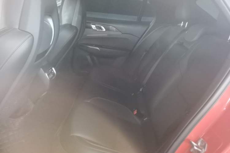 Used Lynk & Co 03 2019 1.5TD DCT JingPro Edition China VI Standard Left Rear Seat