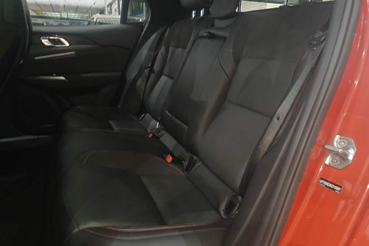 Used Lynk & Co 03 2019 1.5TD DCT JingPro Edition China VI Standard Left Rear Seat
