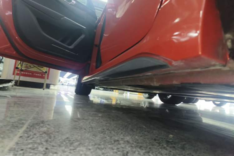 Used Lynk & Co 03 2019 1.5TD DCT Sport Edition China VI Standard Left Side Sill