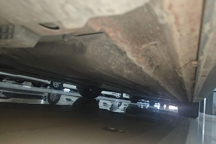Used Lynk & Co 03 2019 1.5TD DCT JingPro Edition China VI Standard Left Side Sill