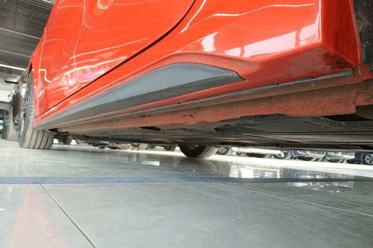 Used Lynk & Co 03 2019 1.5TD DCT JingPro Edition China VI Standard Left Side Sill