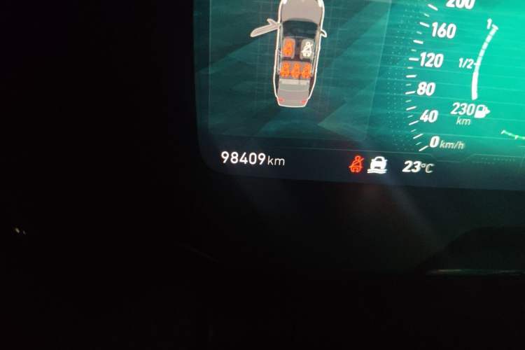 Used Lynk & Co 03 2019 2.0TD Automatic Jing Pro Edition Odometer Close Up