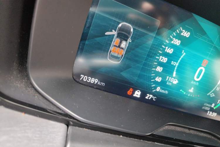 Used Lynk & Co 03 2019 1.5TD DCT Sport Edition China VI Standard Odometer Close Up