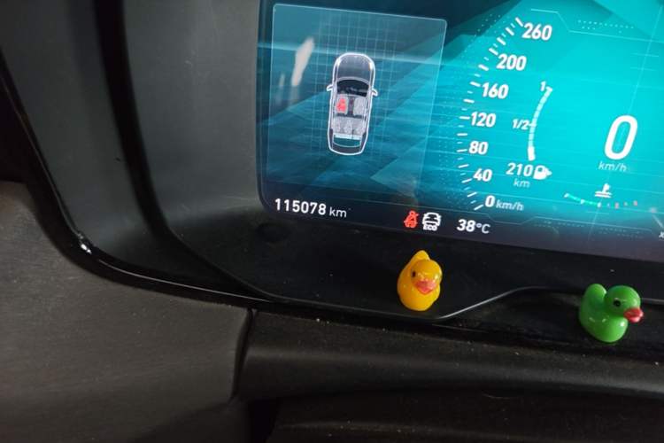 Used Lynk & Co 03 2019 1.5TD DCT JingPro Edition China VI Standard Odometer Close Up