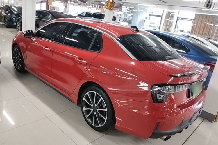 Used Lynk & Co 03 2019 2.0TD Automatic Trend Edition Rear Left 45 Deg