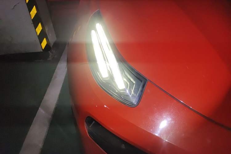 Used Lynk & Co 03 2019 1.5TD DCT JingPro Edition China VI Standard Right Front Headlight