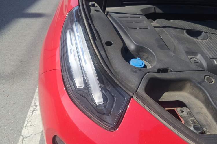 Used Lynk & Co 03 2019 2.0TD Automatic Jing Pro Edition Right Front Headlight
