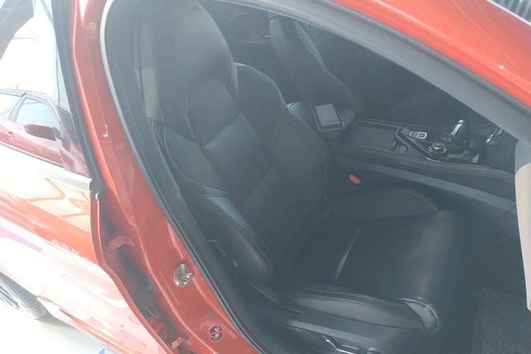 Used Lynk & Co 03 2019 1.5TD DCT JingPro Edition China VI Standard Right Front Seat