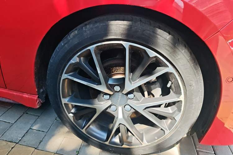 Used Lynk & Co 03 2019 1.5TD DCT JingPro Edition China VI Standard Right Front Wheel Hub