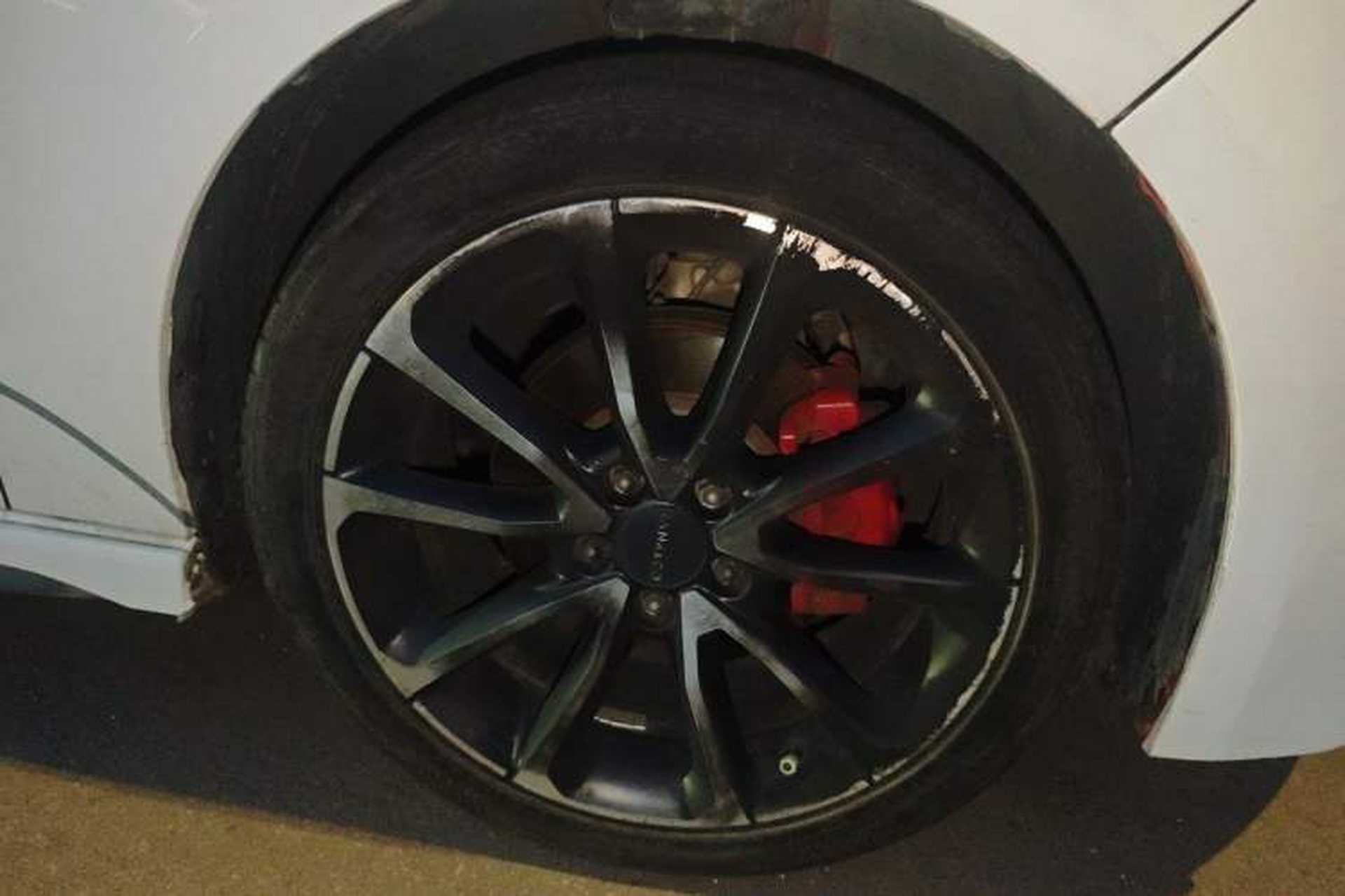 Used Lynk & Co 03 2019 2.0TD Automatic Trend Edition Right Front Wheel Hub