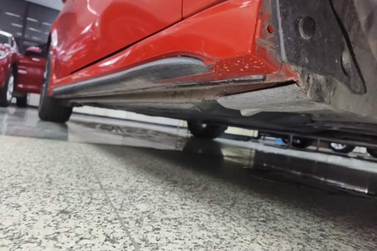 Used Lynk & Co 03 2019 1.5TD DCT Sport Edition China VI Standard Right Side Sill