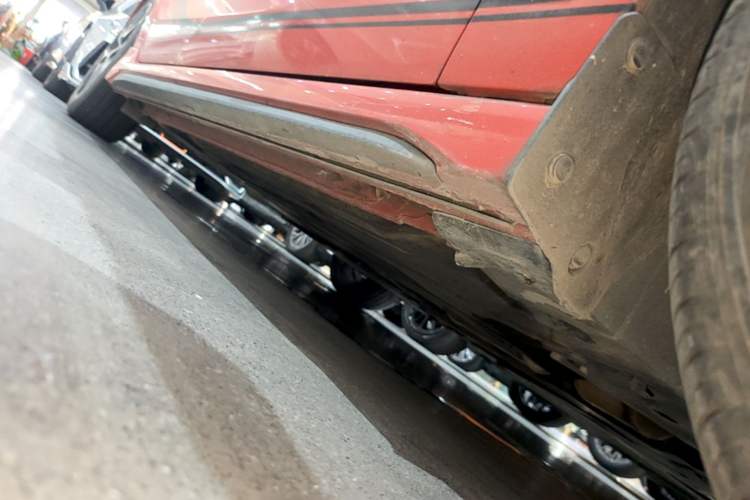 Used Lynk & Co 03 2019 1.5TD DCT JingPro Edition China VI Standard Right Side Sill