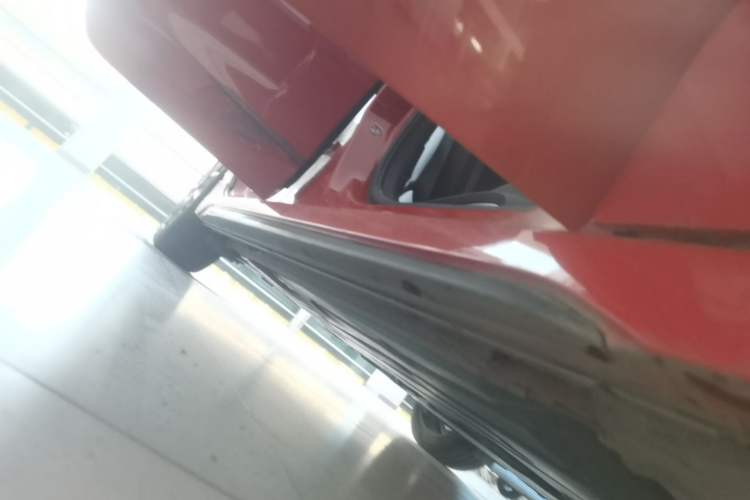 Used Lynk & Co 03 2019 1.5TD DCT JingPro Edition China VI Standard Right Side Sill