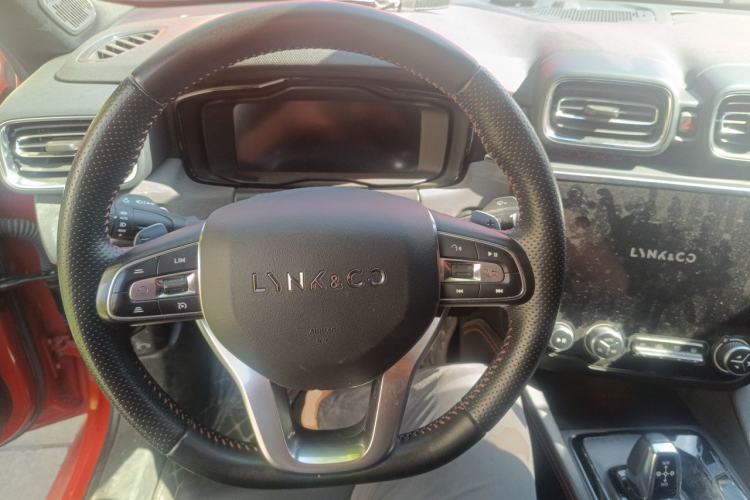 Used Lynk & Co 03 2019 2.0TD Automatic Jing Pro Edition Steering Wheel