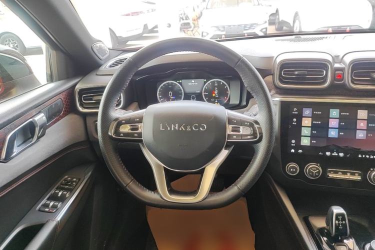 Used Lynk & Co 03 2019 1.5TD DCT JingPro Edition China VI Standard Steering Wheel