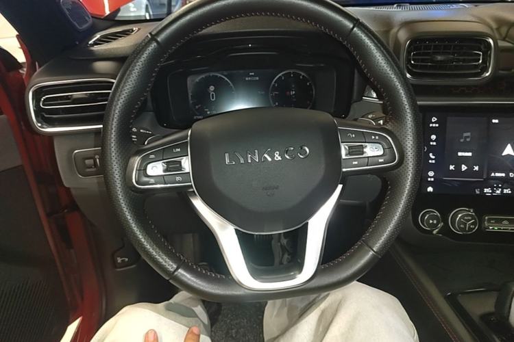 Used Lynk & Co 03 2019 2.0TD Automatic Jing Pro Edition Steering Wheel