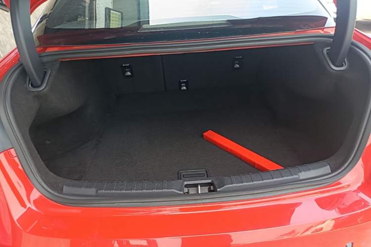 Used Lynk & Co 03 2019 1.5TD DCT Sport Edition China VI Standard Trunk